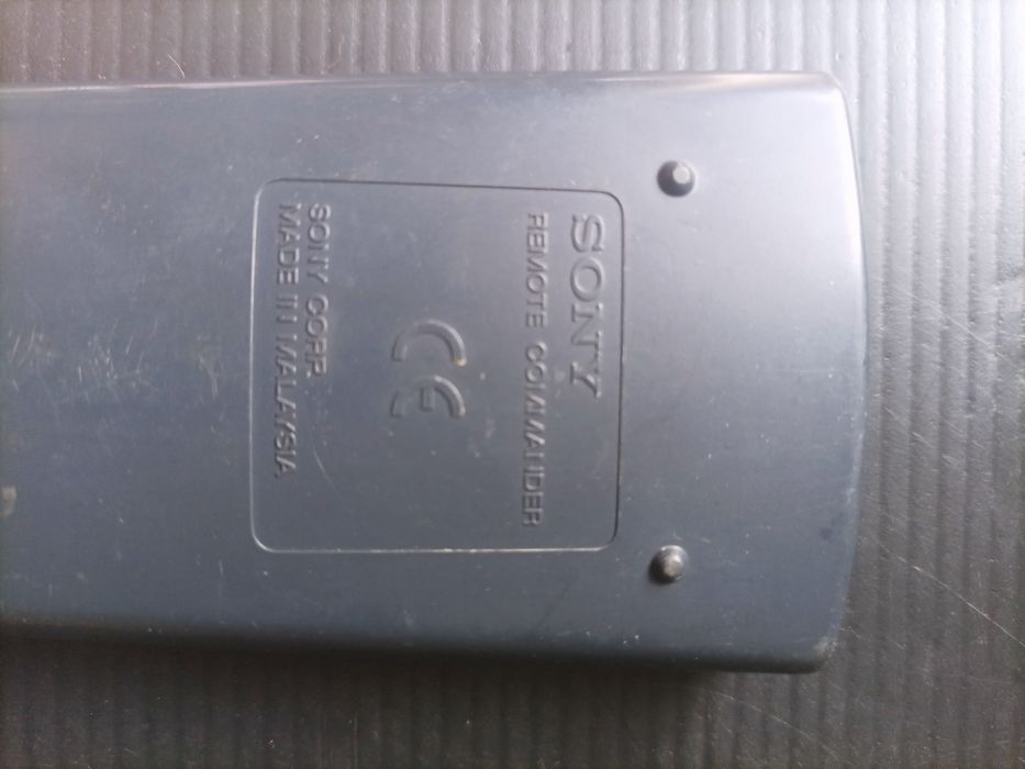 Controlo Remoto Universal Sony RM-V8T