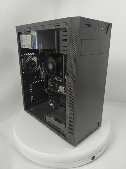 Ryzen,Komputer do biura/gier,Radeon™ Vega 3, 16 GB,SSD,Win 11 Pro