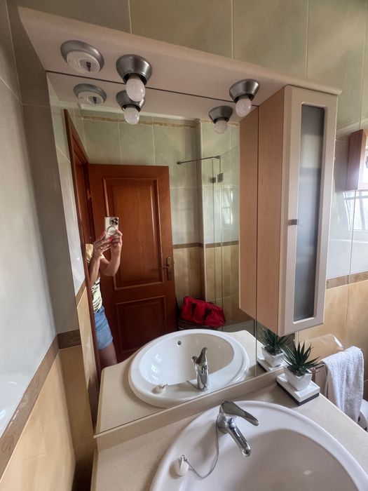 Móvel de WC com espelho incluído