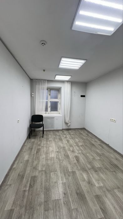 Здам кабінет біля Менори