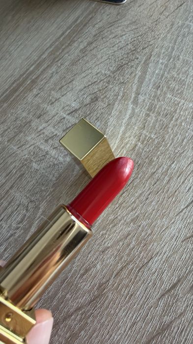 Miniaturka szminki Yves Saint Laurent