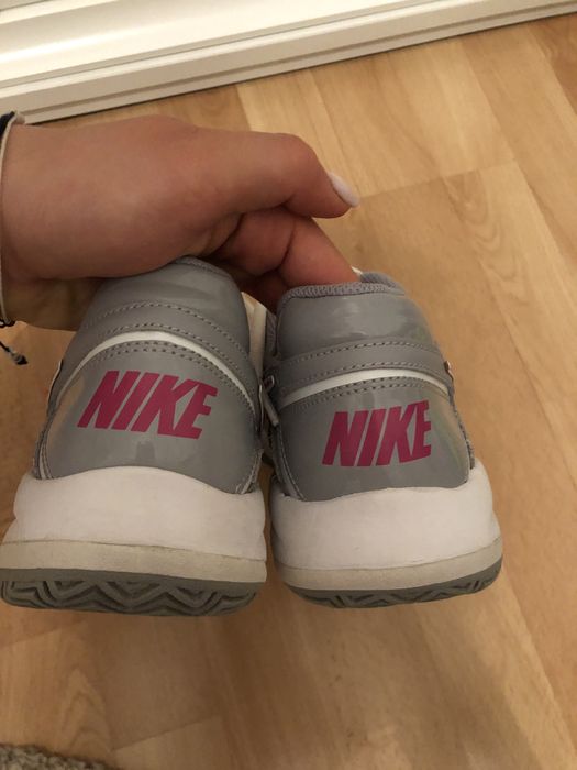 Nike city court buty tenisowe do tenisa sportowe damskie 38