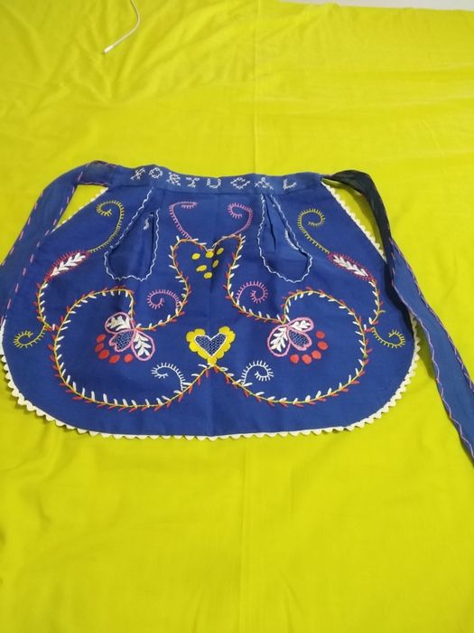 Avental bordado de Viana