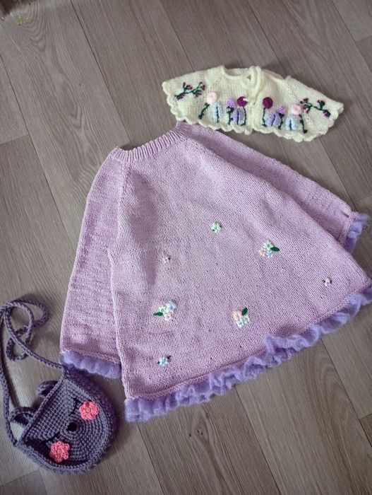 Дитячий одяг ручної роботи
