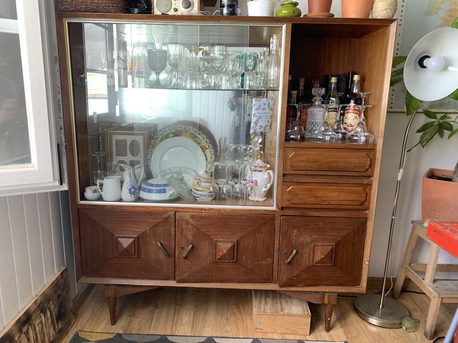 Cristaleira aparador