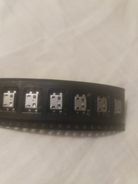 Гнездо микро usb