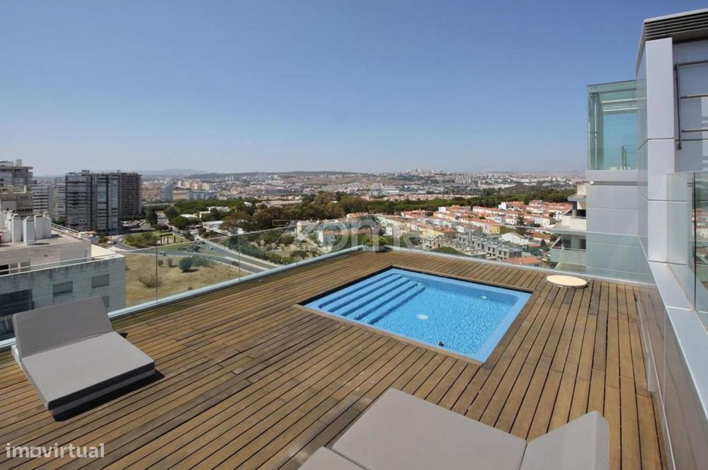 Apartamento T4 em empreendimento de luxo em Belém