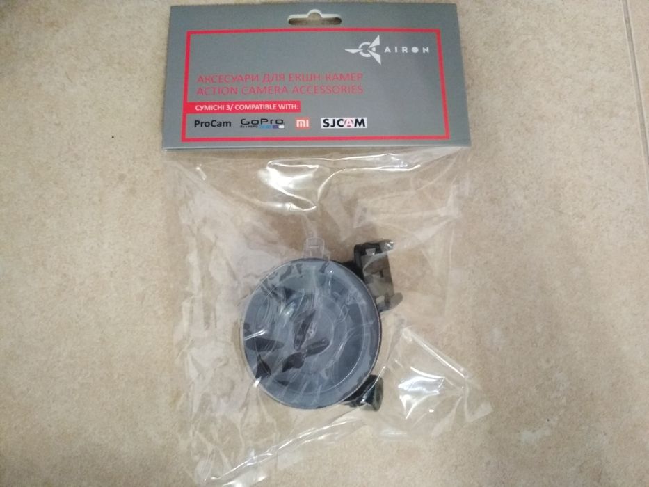 Кріплення екшин камери з присоскою