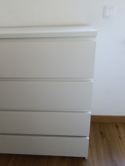 Cómoda MALM Ikea