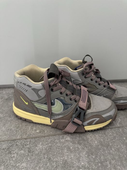 Nike air trainer 1