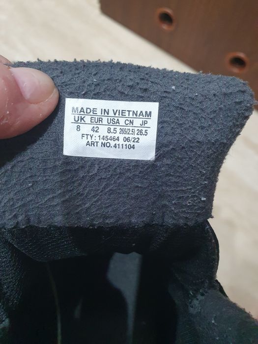 Sprzedam buty Salamon rozm 42