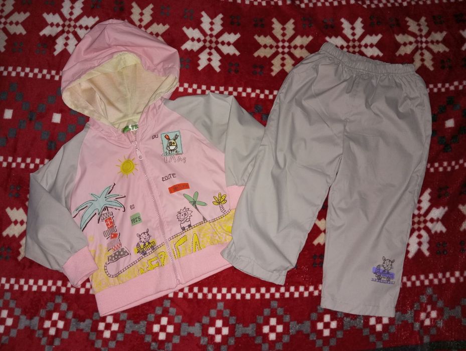 Костюм на дівчинку