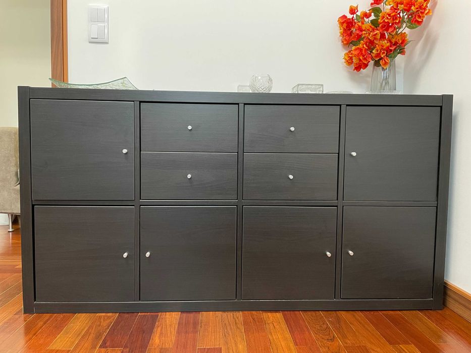 Estante móvel IKEA
