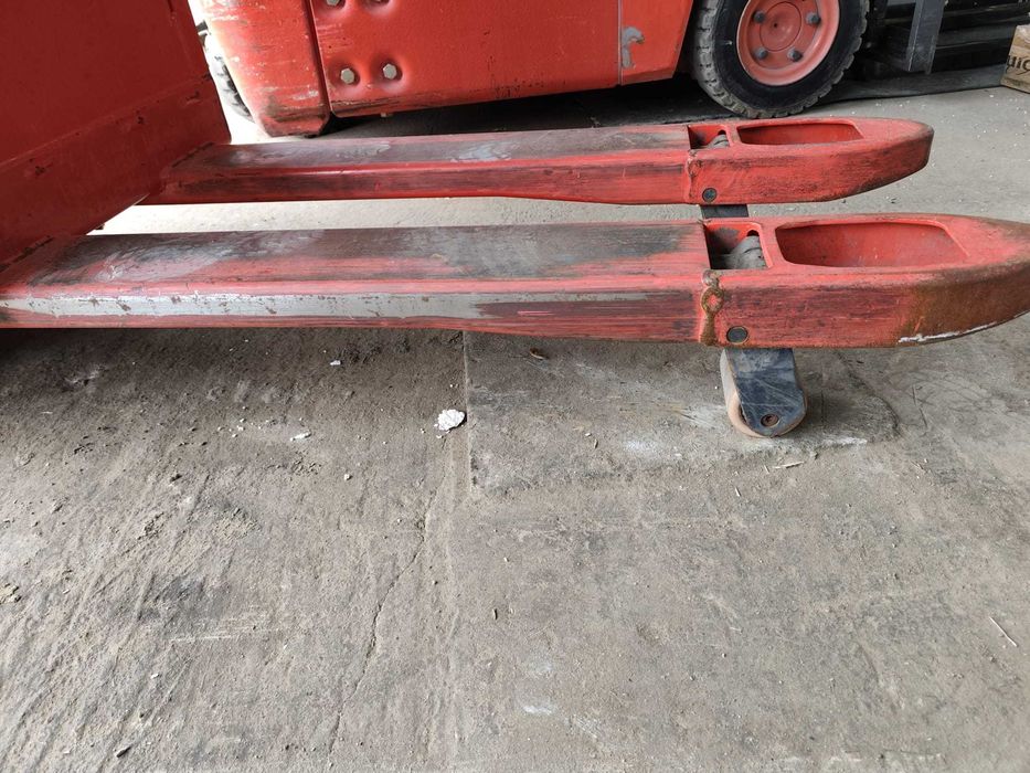 Sprzedam 2 wózki elektryczne Linde T16 – paleciaki z napędem 1968h!