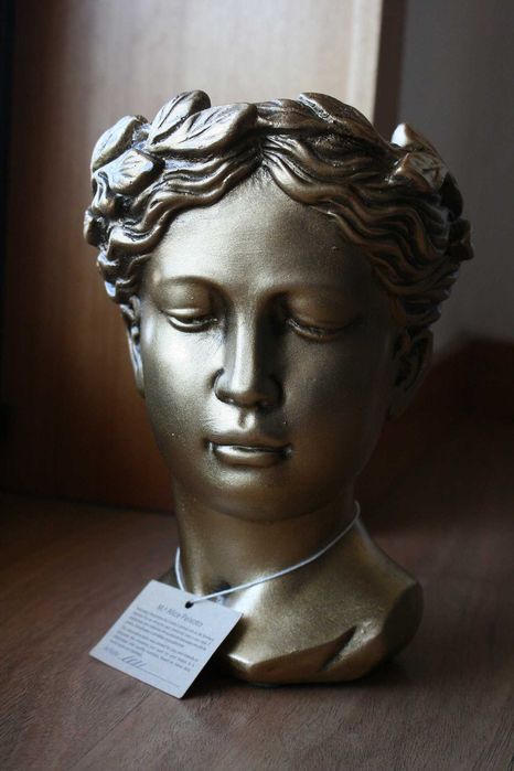 Busto de Vénus - Lua Nova