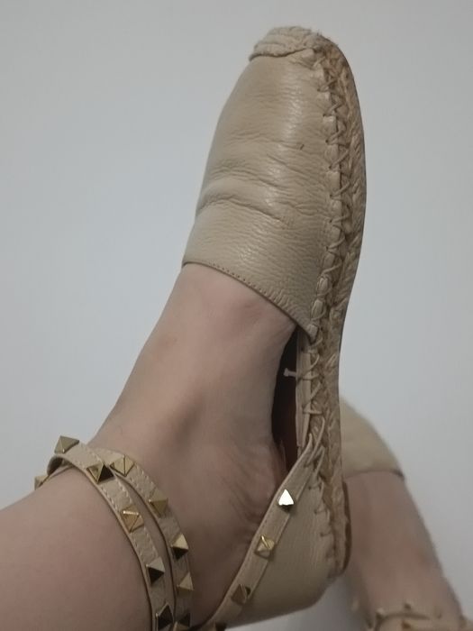 шкіряні босоніжки від Valentino Garavani