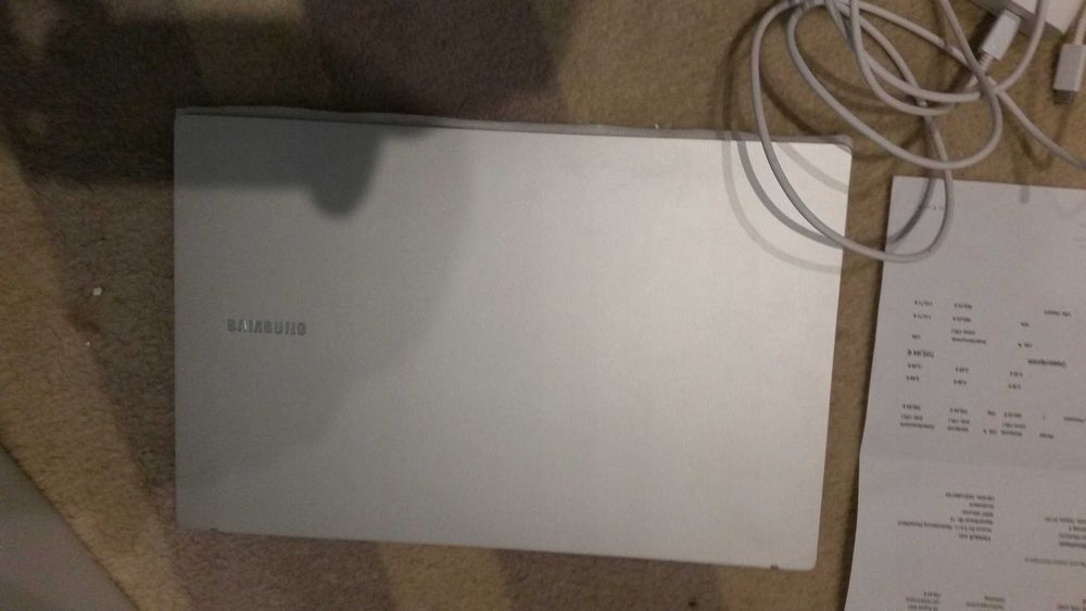 Samsung Galaxy Book 15,6 i5-1135G7 8 GB 256 GB