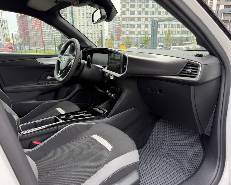 Opel Mokka Official