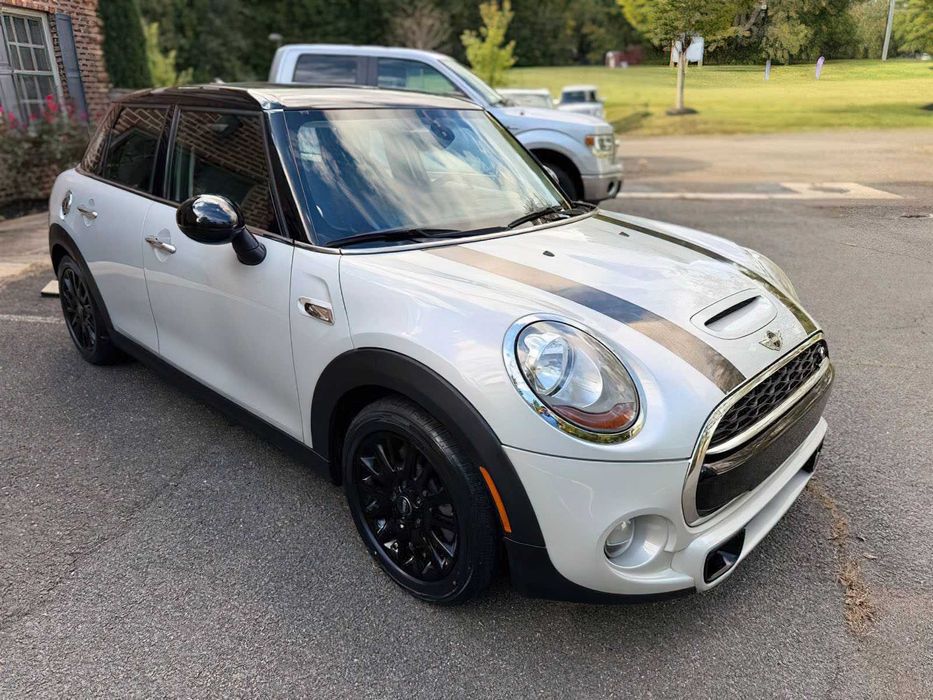 MINI Hardtop 4 Door Cooper S      2016