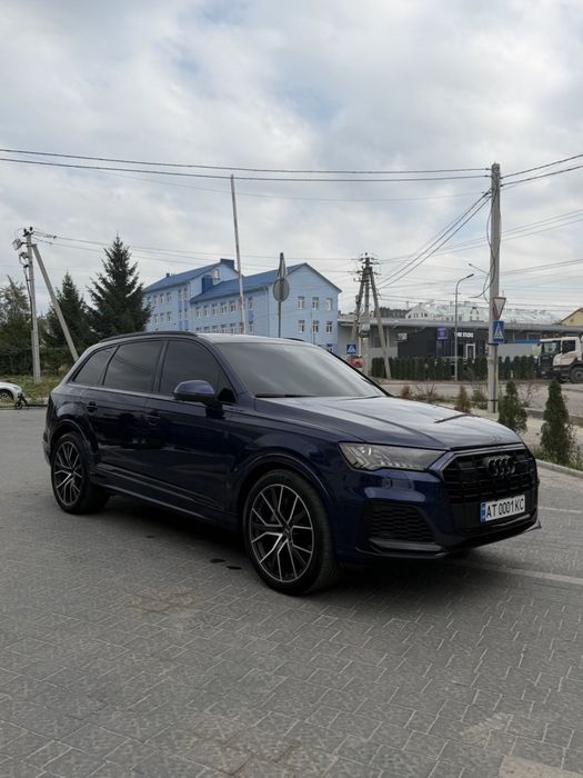 Продам Audi Q7 2020 року