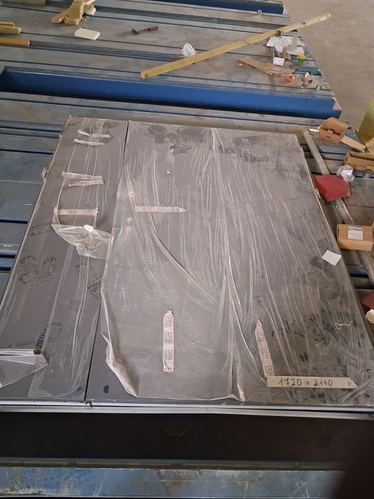 Drzwi techniczne metalowe nowe DFM doors.