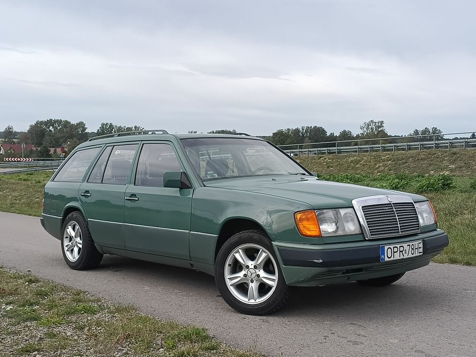 Mercedes-Benz W124 250TD