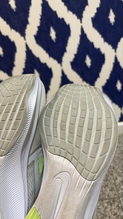 Nike Zoom Fly 4