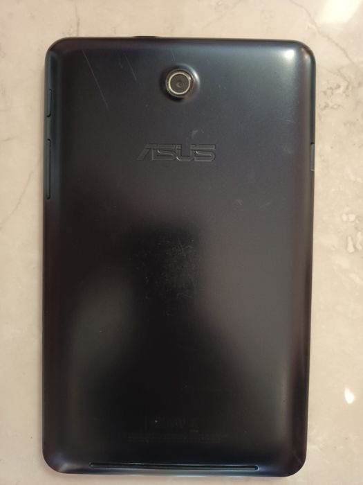 Продам планшет ASUS ME173X з чохлом-підставкою