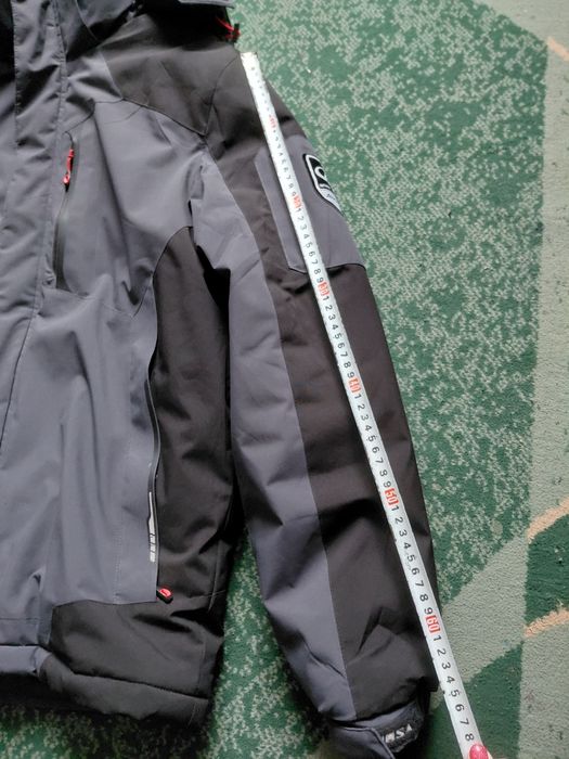 Зимова чоловіча куртка . XL