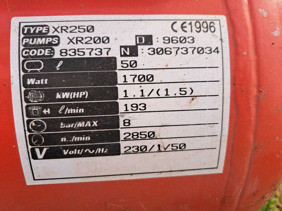 Compressor Einhell 50L com Kit de acessórios