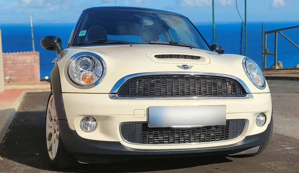 MINI Coupé519556676106987521