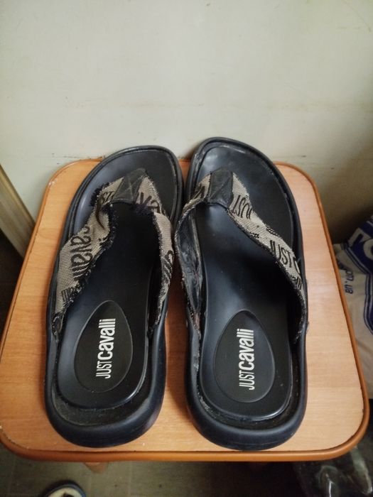Продам мужские шлепки