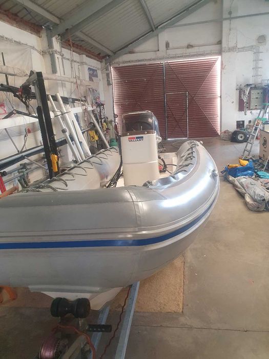 VALIANT 490 V Hypalon 60HP