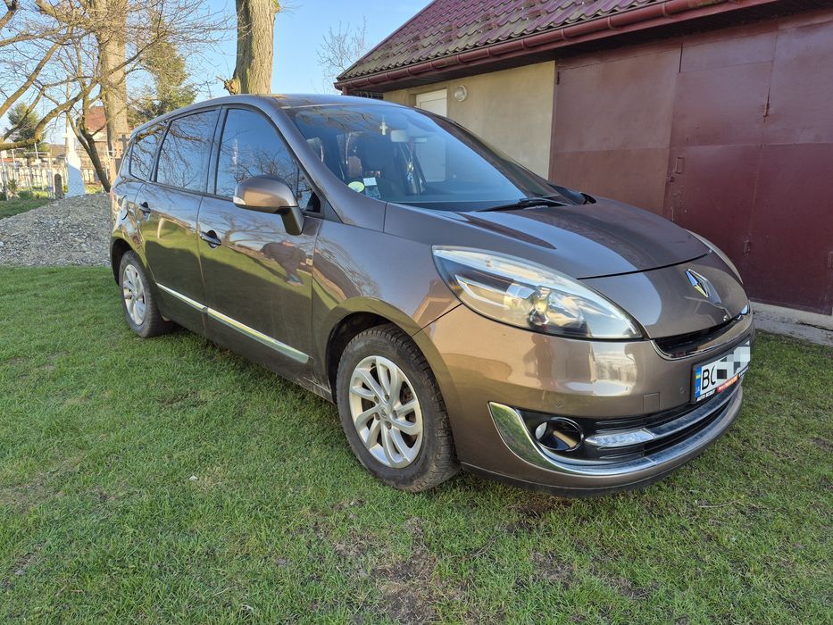 Рено гранд сценік