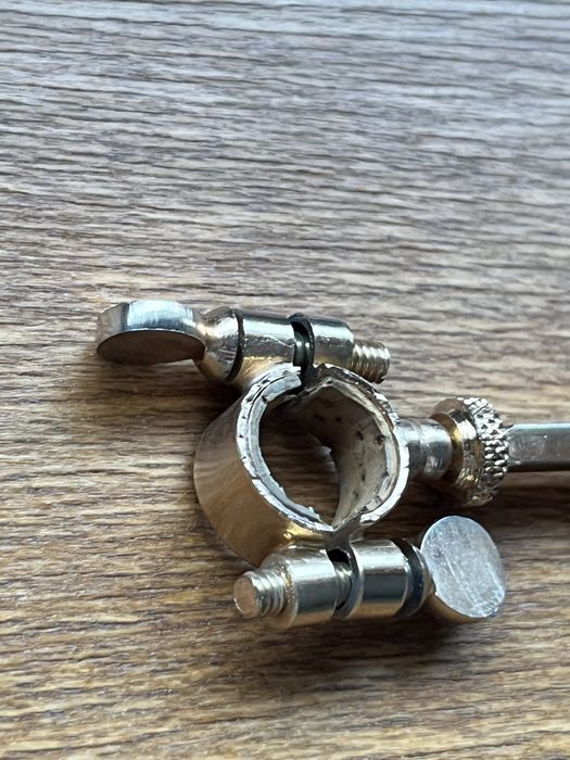 Estante de rua para trompete