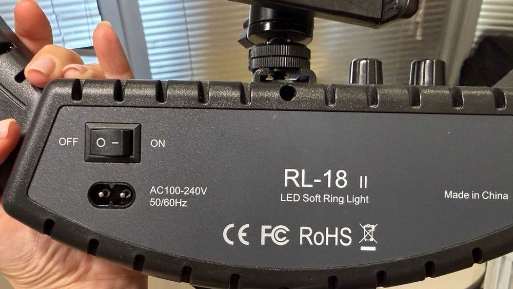 Кільцева лампа для селфі RL-18 + штатив