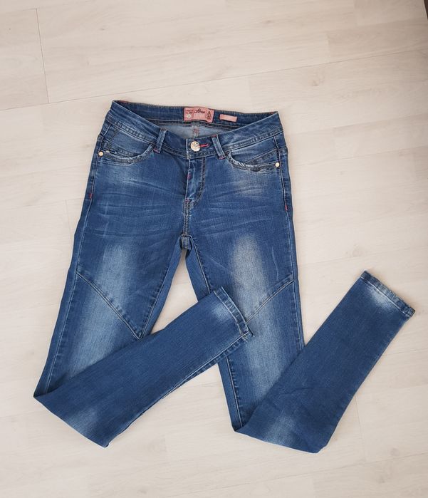 Spodnie jeansowe House