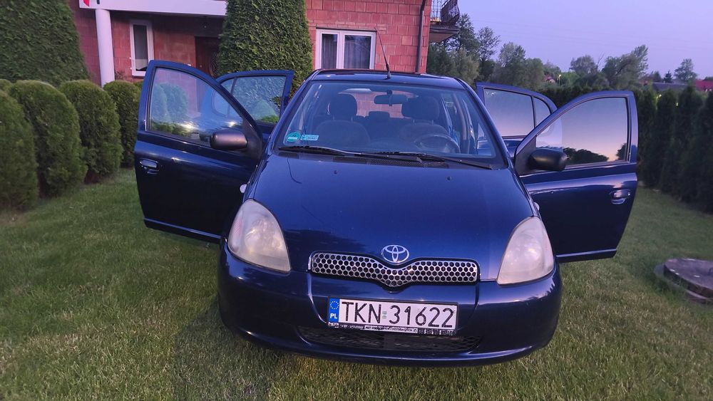 Samochód Toyota Yaris