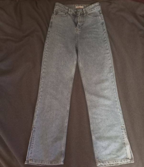 Джинси блакитні з розрізом