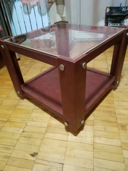 Столик журнальный