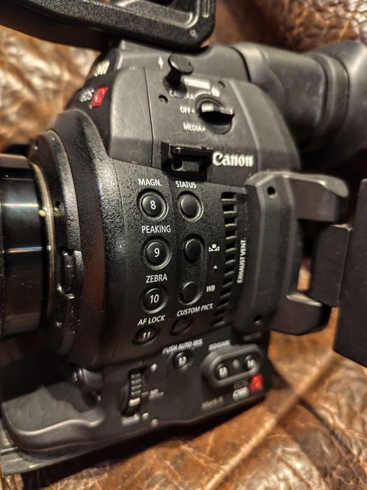 Kamera Canon C100 mark II+sigma 18-35.1.8