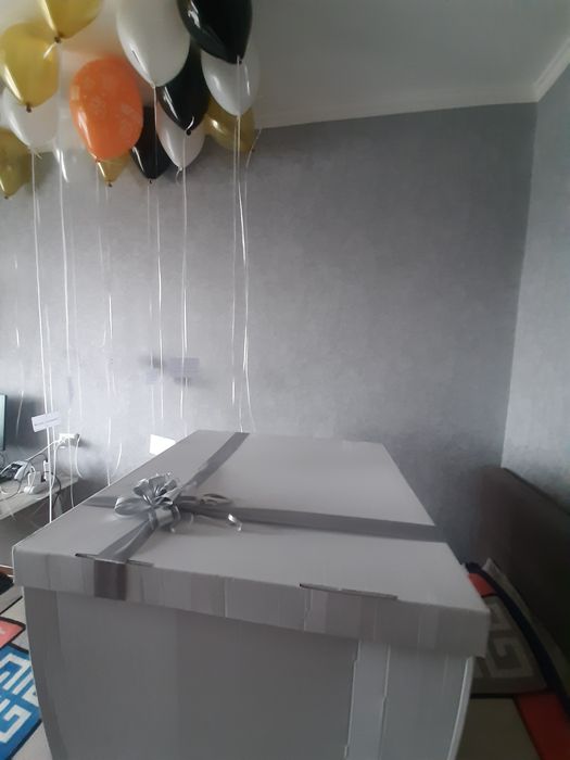 Подарункова коробка сюрприз Star 70*70*70см біла 
Чудовий подаруно