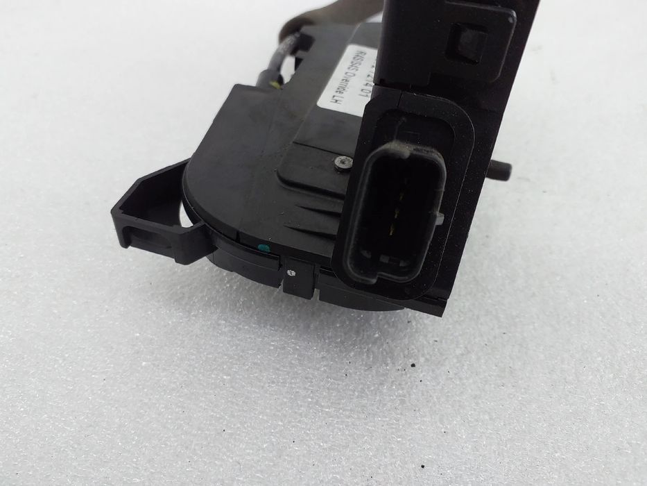 Fechadura / fecho porta trás direito RENAULT Twingo III (BCM_)