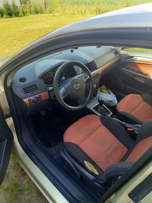 Opel Astra h3  1,7 CDI