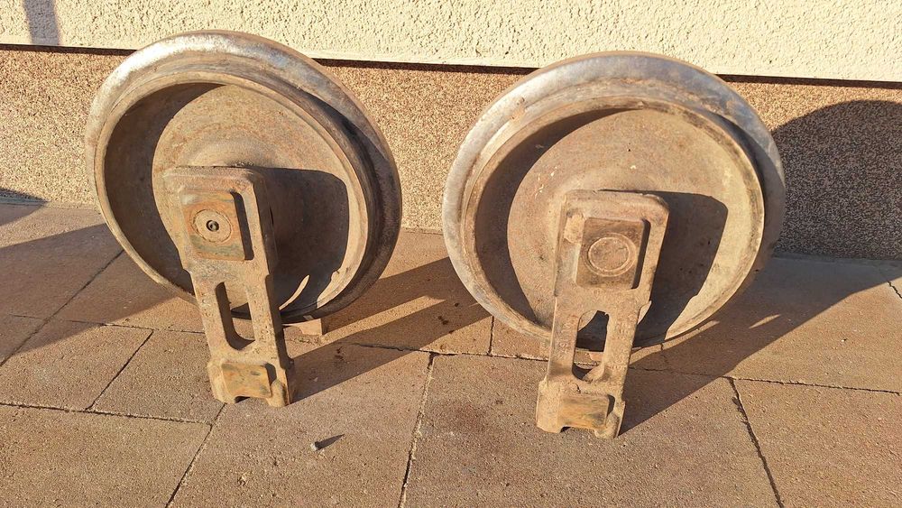 Koło napinające do koparki Volvo Case Neuson Caterpillar wysyłka koła