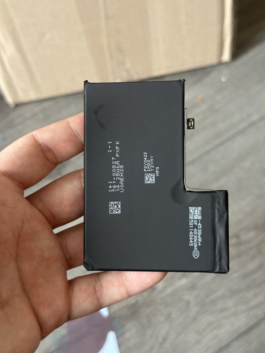 Акумулятор iPhone 12 Pro Max