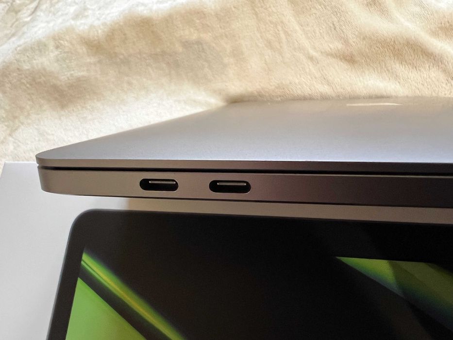 Apple MacBook Pro 13 | M1 | 16 RAM | 512 SSD |