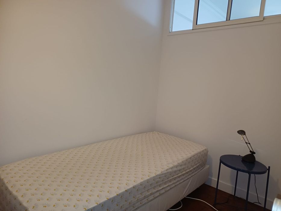 Apartamento T1+1 para arrendar na zona do Areeiro.