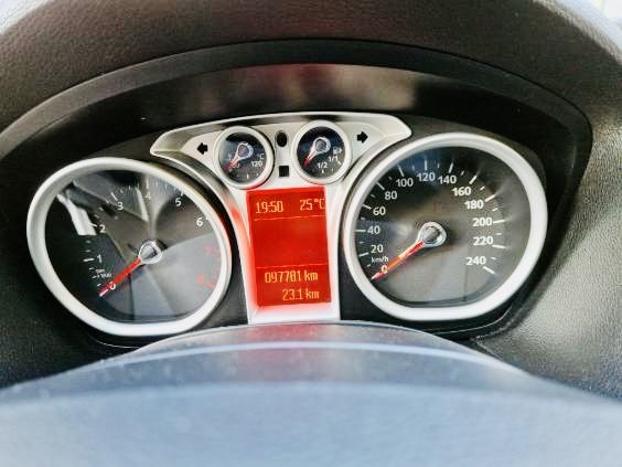 Ford kuga 2,5 titanium torbo