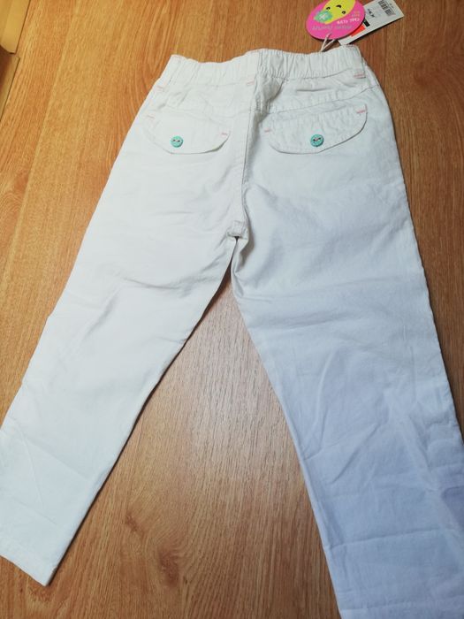 Spodnie nowe 92 + kapelusz